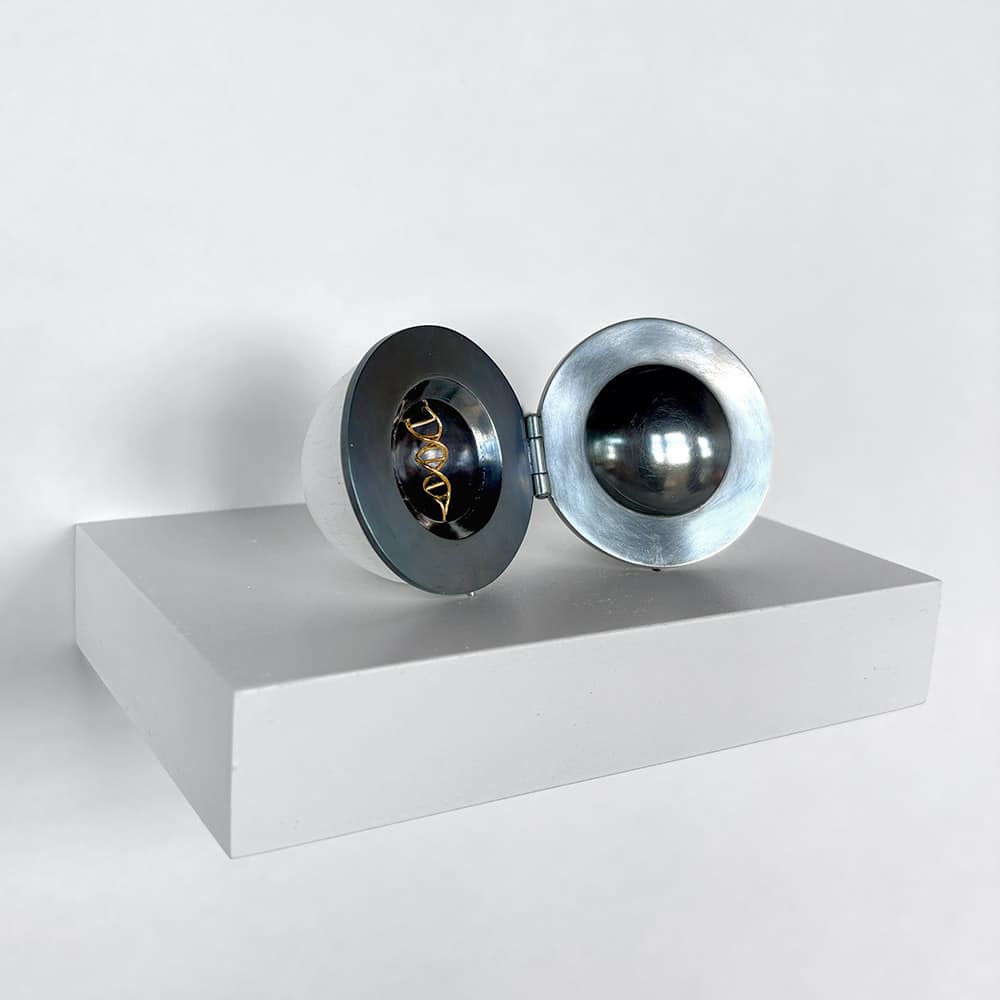 Julie Levesque - 'Key: Life (DNA)'